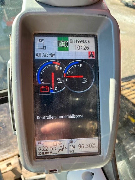 Hitachi ZX 210 LC-5 B 9 of 17