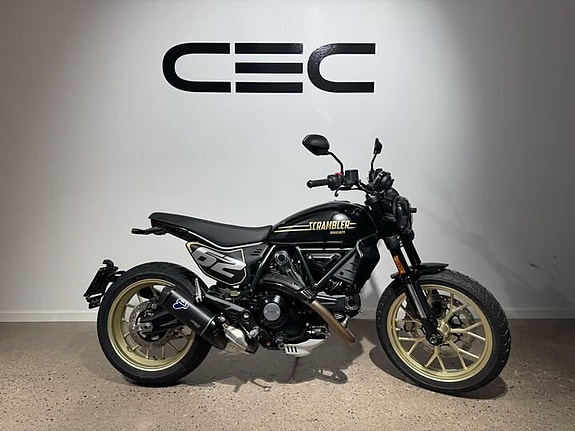 Ducati Scrambler  Full Throttle