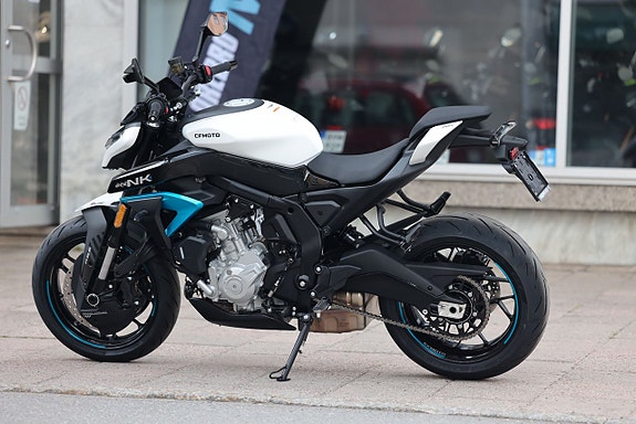 CFMOTO 675 NK | Glacier White |  RÄNTEFRITT 13 of 17