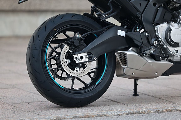 CFMOTO 675 NK | Glacier White |  RÄNTEFRITT 6 of 17