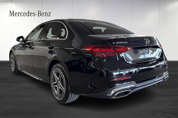 Mercedes-Benz C300 de 3 of 17