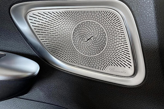 Mercedes-Benz C300 de 15 of 17