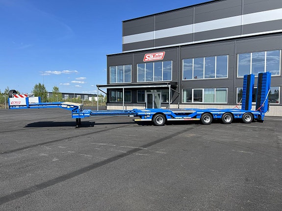 Faymonville 4-axlad maskintrailer hydraulbreddning hjulficka 3 of 5
