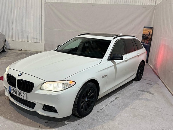 BMW 520d f11 M-sport A-Traktor (hemleverans) Taklucka