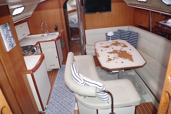 Dufour Gib Sea 43 2 of 4