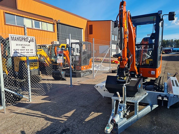NY  HITACHI ZX19-6 2ton inkl. NY MASKINTRAILER 369.000:- 6 of 7
