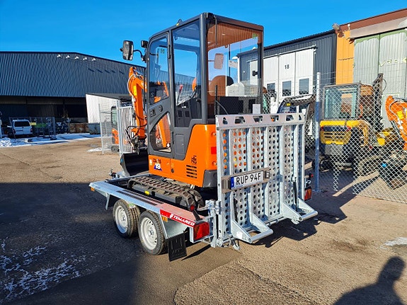 NY  HITACHI ZX19-6 2ton inkl. NY MASKINTRAILER 369.000:- 4 of 7