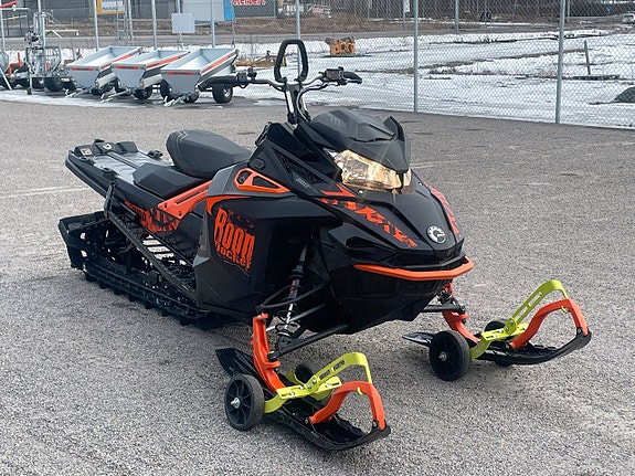 Lynx Boondocker DS 3900 850 E-Tec SHOT 2 of 5