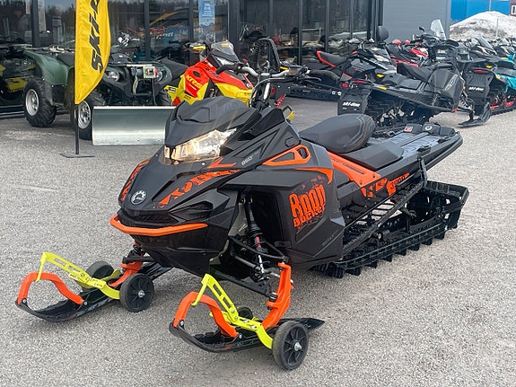 Lynx Boondocker DS 3900 850 E-Tec SHOT