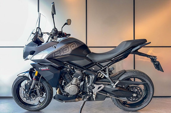 Triumph Tiger 800 Sport 3 of 5
