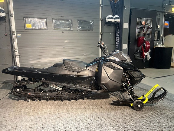 Ski-Doo Summit T3 154" 800 E-Tec - 2016 2 of 11