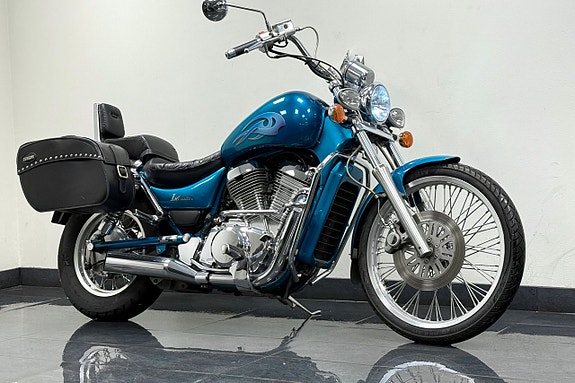 Suzuki Intruder