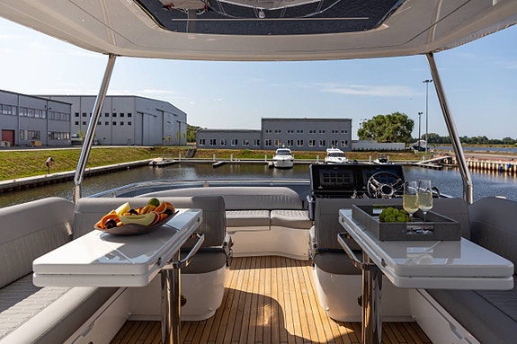 NY Galeon 560 Flybridge/ Galeon 570 Skydeck - Måste upplevas 8 of 12