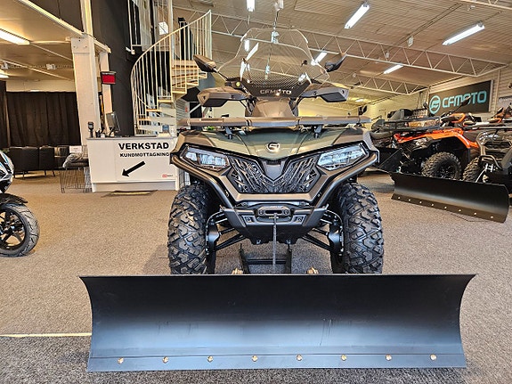 CFMOTO C-Force 625 Vinterpaket Plog, kapell & ruta! 2 of 9