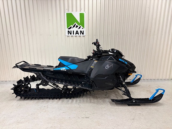 Arctic Cat Catalyst M 600 146"