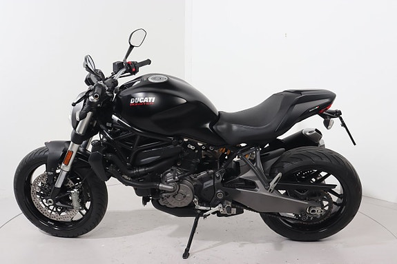 Ducati Monster 821 5 of 8
