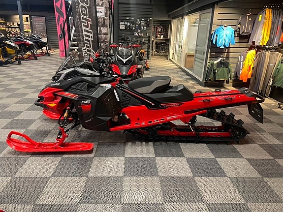 Lynx Brutal RE 850 E-Tec -25 *Kampanj -27.000:-* 2 of 3