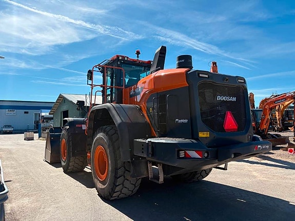Develon DL480-7 4 of 5