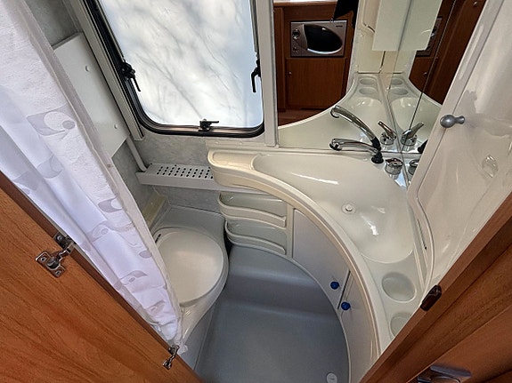 Adria Classica 563 UK ALDE/Barnkammare/1450 kg /1399 kr/mån 6 of 8