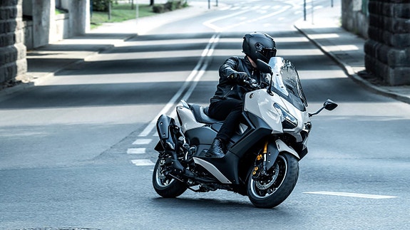 Yamaha T MAX 560 TECH MAX ABS t-max tech max 5 of 7