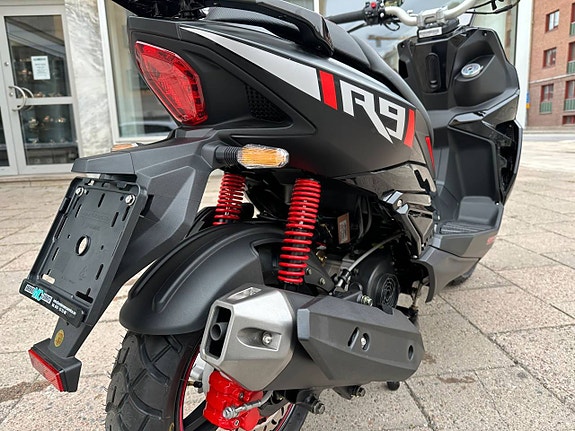 Motocr R9 SP EFI | Mattsvart | 45km/h Klass 1 5 of 9