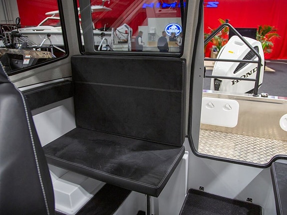 SILVER SEAHAWK CABIN MED HONDA 250 XDU - 2026 8 of 12