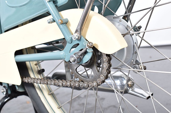 Sachs Crescent 1125B Saxoped 11 of 17