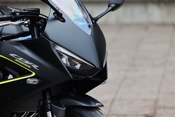 Honda CBR650R E-Clutch Mattsvart | RÄNTEFRITT 6 of 15