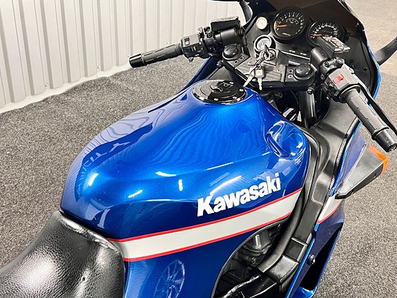 Kawasaki ZX 1000 A 9 of 12