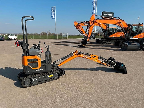 Develon DX 10 Z 4 of 5