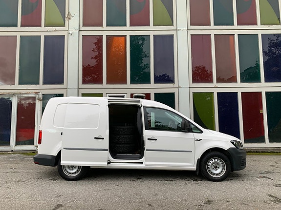 Volkswagen Caddy Maxi 14 of 21