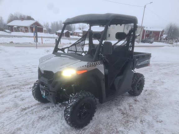 CFMOTO NYHET UFORCE 600 EFI EPS 2 of 6