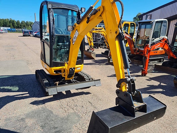 MINIGRÄVARE JCB 8018 cts 1,8 ton snabbfäste 3 skopor 4 of 6