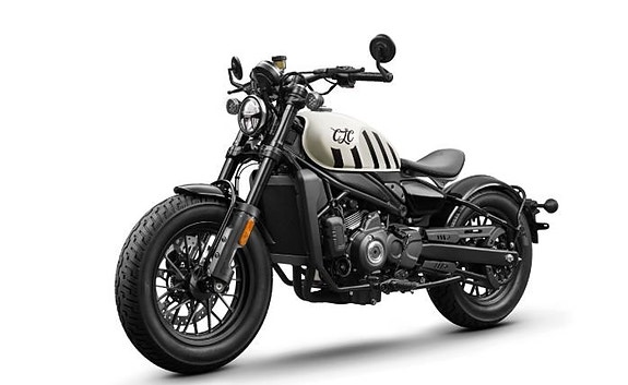 CFMOTO 450 CL-C Bobber | Ivory White 2 of 3