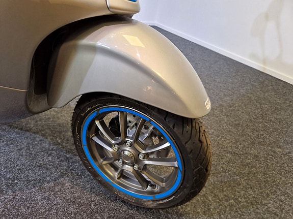 Piaggio Vespa Elettrica L3 70km/h /OUTLET! 7 of 7