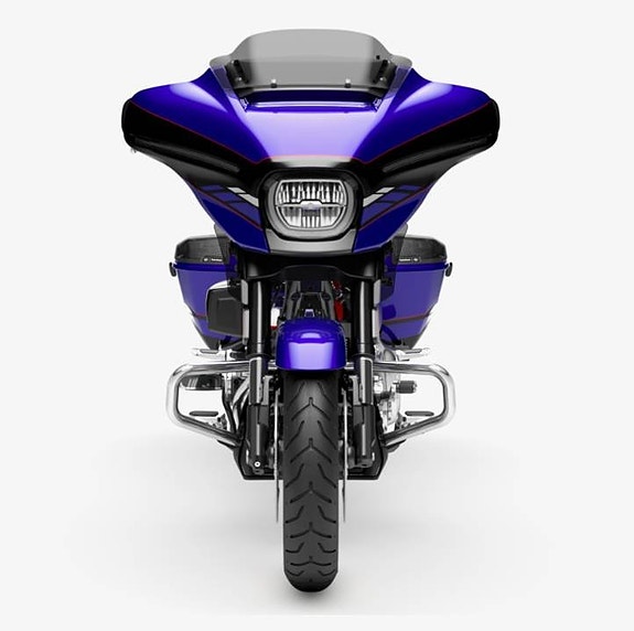 Harley-Davidson FLHXSE CVO Street Glide 3 of 9