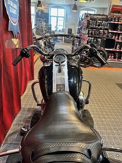 Harley-Davidson FLHRC ROAD KING CLASSIC *LAGERFINAL 36 MÅN RÄNTEFRITT* 7 of 12