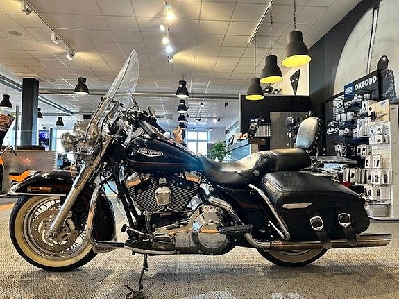 Harley-Davidson FLHRC ROAD KING CLASSIC *LAGERFINAL 36 MÅN RÄNTEFRITT* 6 of 12
