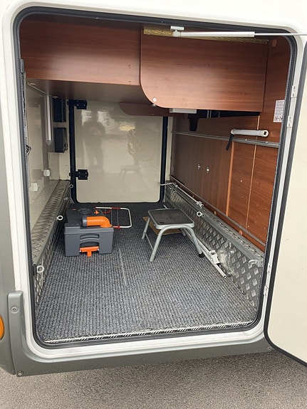 Mobilvetta K-YACHT 89 TEKNO LINE Queensbed 7 of 21
