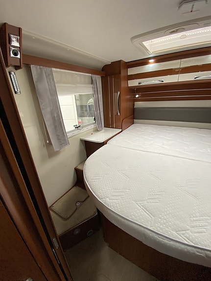 Mobilvetta K-YACHT 89 TEKNO LINE Queensbed 14 of 21