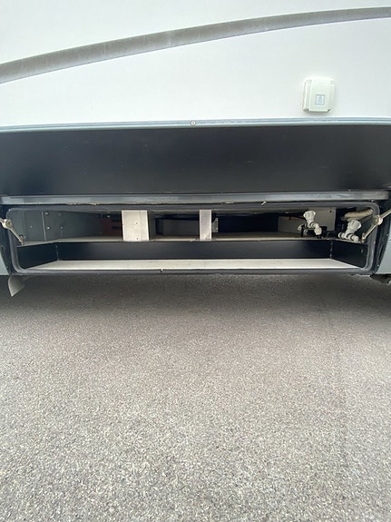 Mobilvetta K-YACHT 89 TEKNO LINE Queensbed 12 of 21