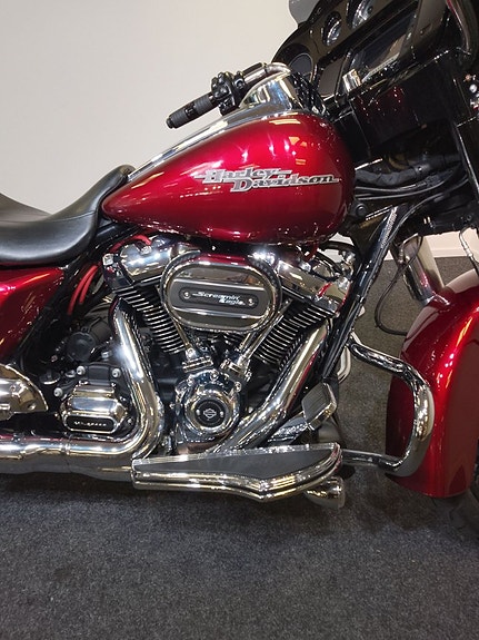 Harley-Davidson Street Glide 107 /FLHXS/Summer-Sale 4 of 7