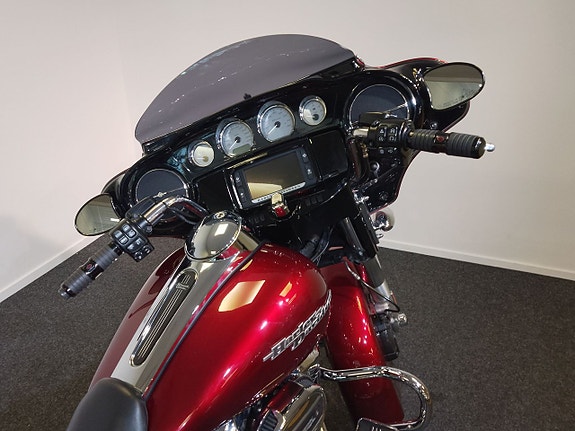 Harley-Davidson Street Glide 107 /FLHXS/Summer-Sale 6 of 7