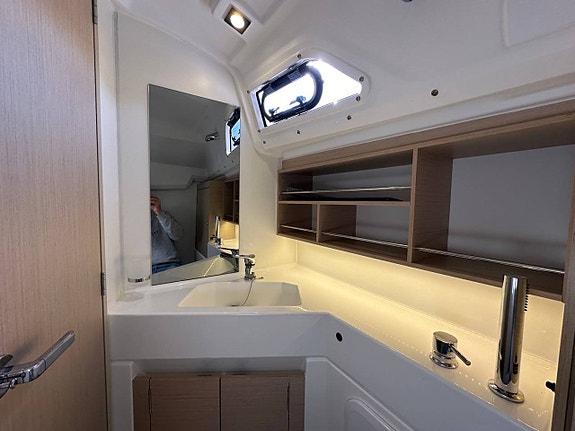 Beneteau Oceanis 30.1 | 2020 12 of 12