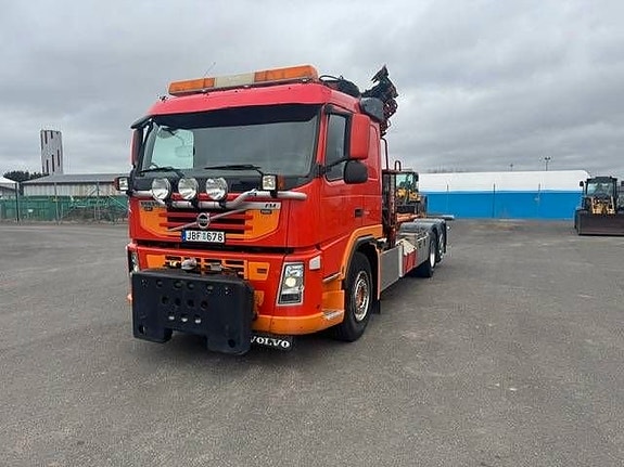 Volvo Krok / Kran HIAB FM 9 380 Nybesiktigad