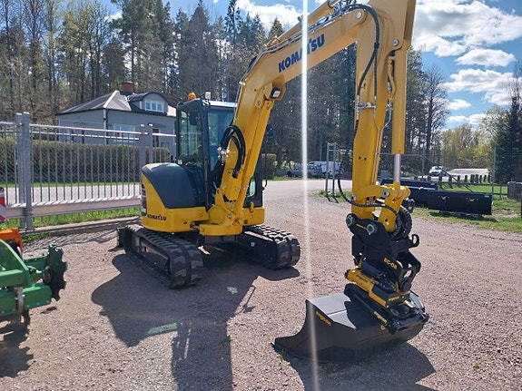 Komatsu PC 55