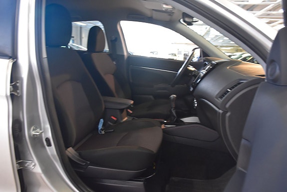 Mitsubishi ASX 9 of 12
