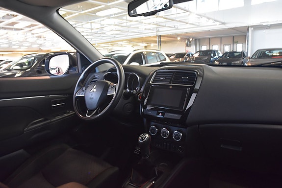 Mitsubishi ASX 8 of 12