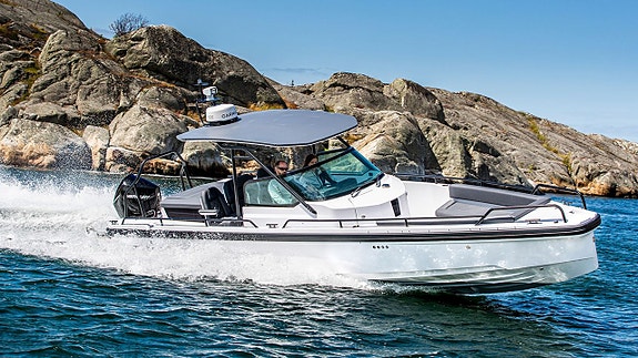 Axopar 28 T-Top - 2023 Mässerbjudande