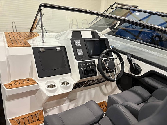 Finnmaster T8 (ny) 2024 Yamaha F300 XSB2 HÖST-ERBJUDANDE 10 of 10